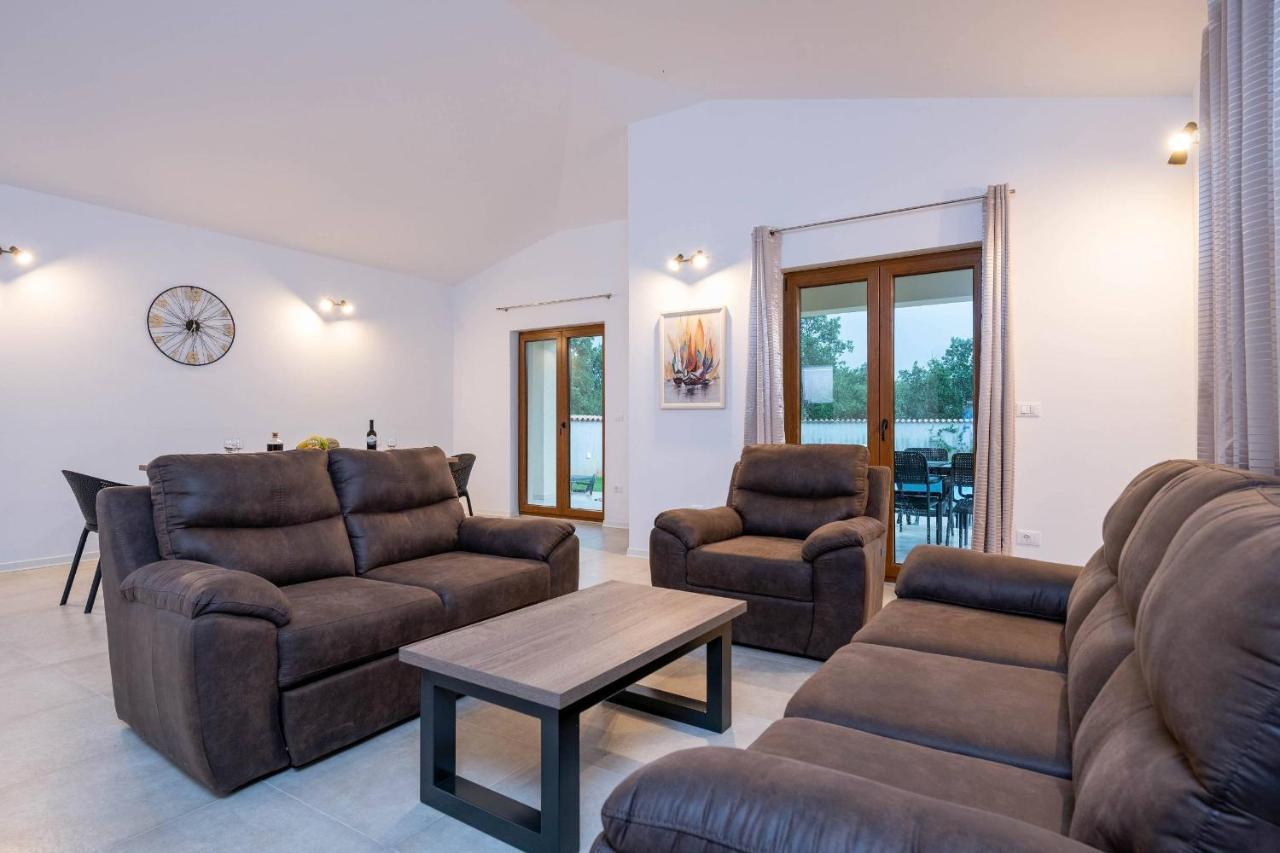 Holiday House Luca Poreč Extérieur photo